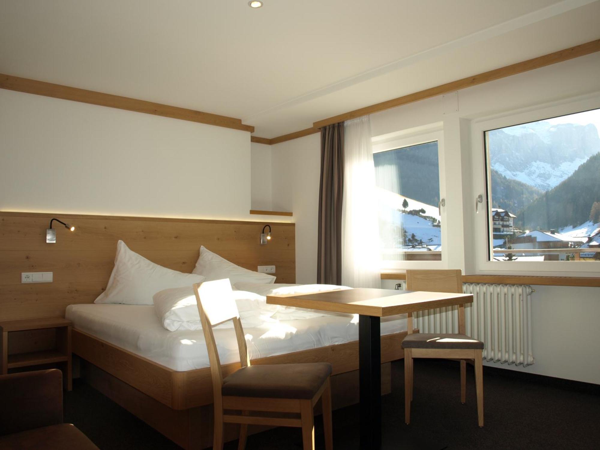 Bed and Breakfast Garni Flurida Сельва-ди-Валь-Гардена Экстерьер фото